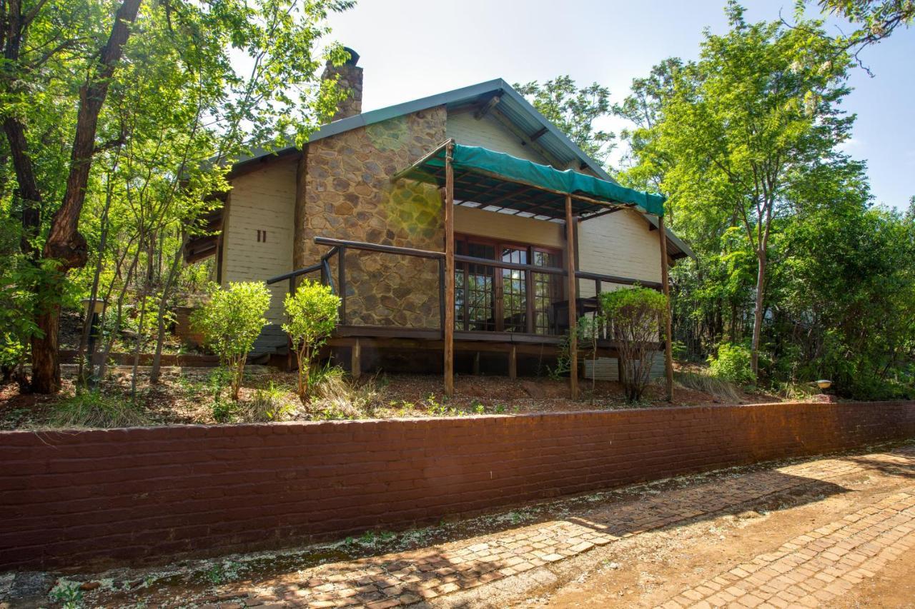 Whispering Pines Country Estate Villa Magaliesburg Exterior foto