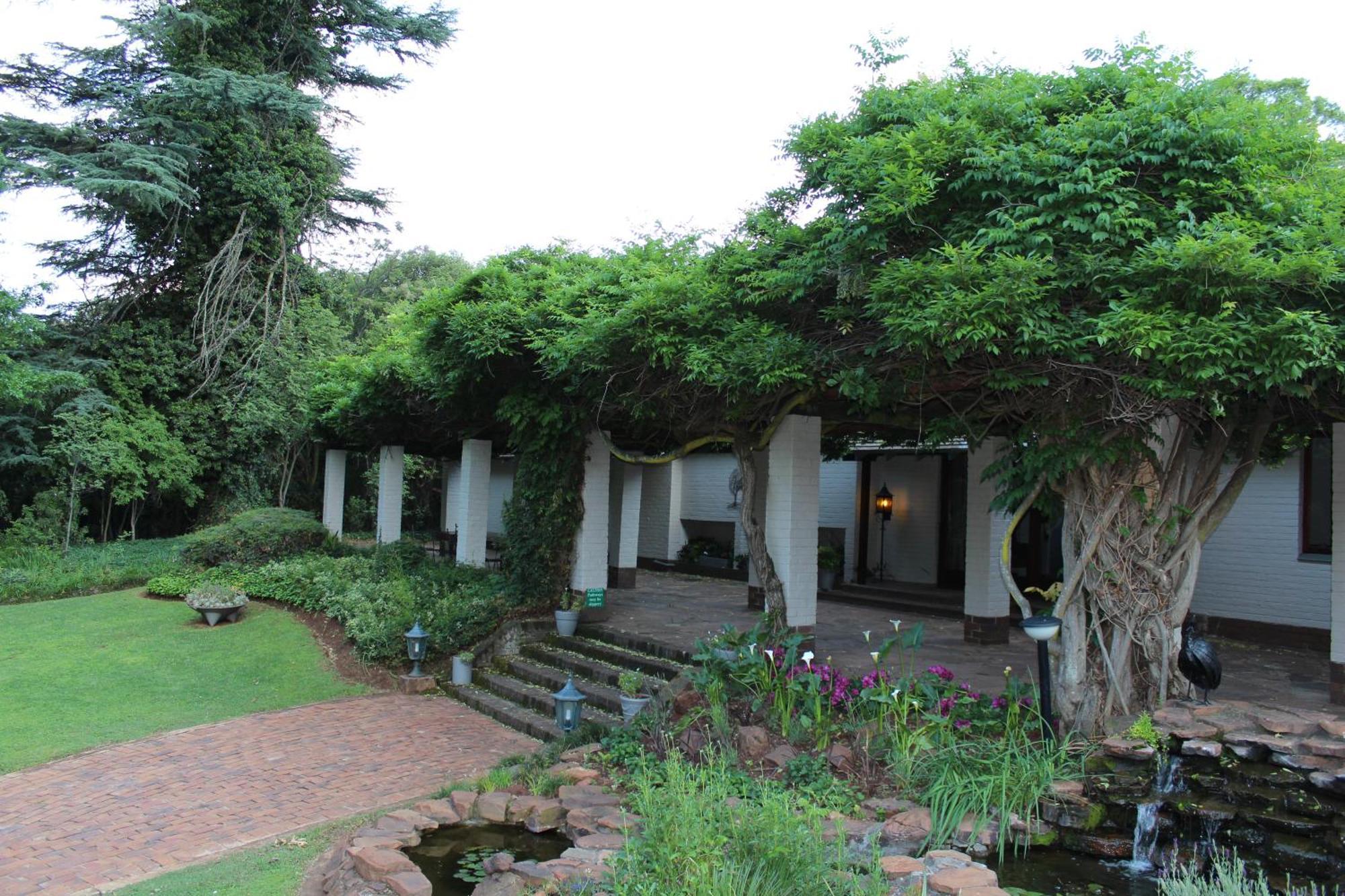 Whispering Pines Country Estate Villa Magaliesburg Exterior foto